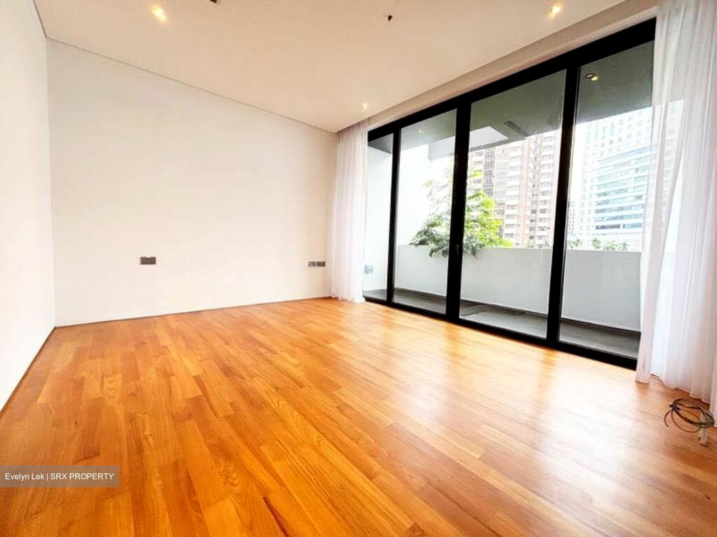 Cairnhill Circle (D9), Terrace #499236481